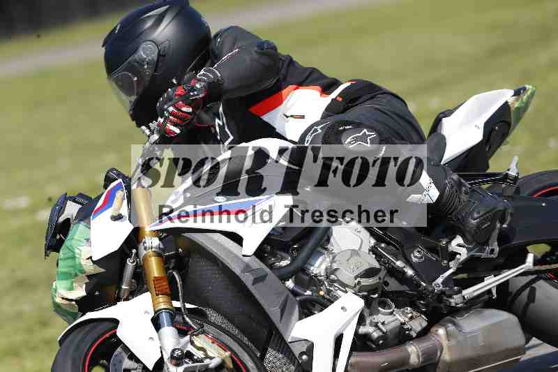 /44 09.08.2025 Plüss Moto Sport ADR/Einsteiger/50